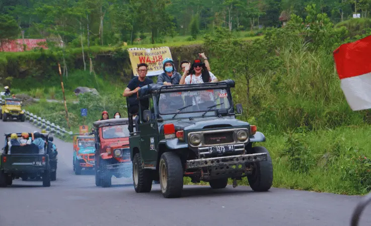 Volcano Tour Jeep Merapi